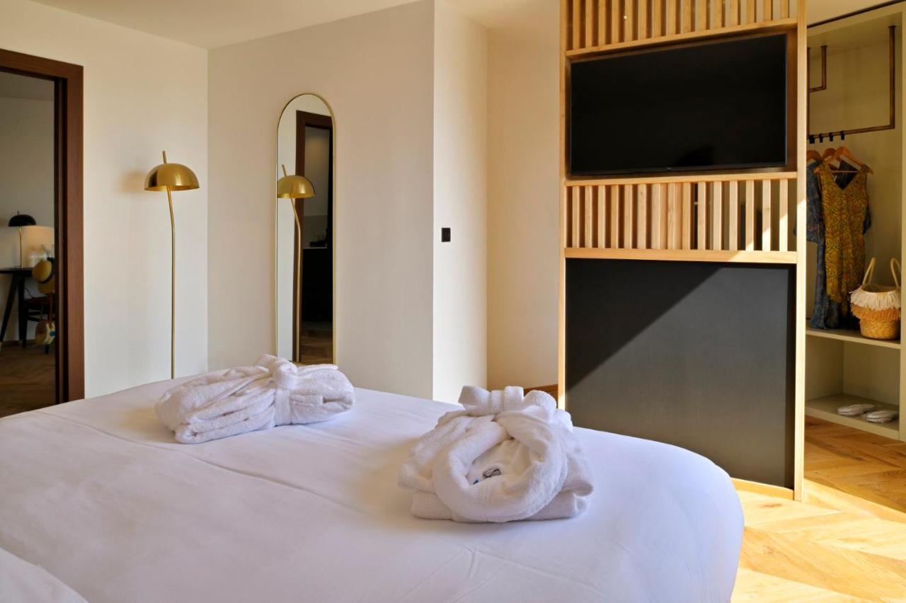 Hotel & Spa Rocabella LʼÎle-Rousse Exteriör bild